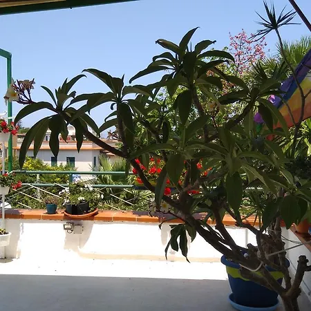 Ferienwohnung La Casa Di Chico Mondello Exterior foto